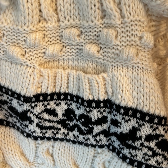 Hayley Menzies ‘Dakota’ Cable Knit Cardigan Vest Blanket Style One Size - Picture 9 of 10